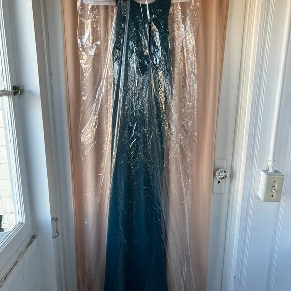 Anthropologie BHLDN Klara Gown – Pine Green - Worn Once - Picture 4 of 7